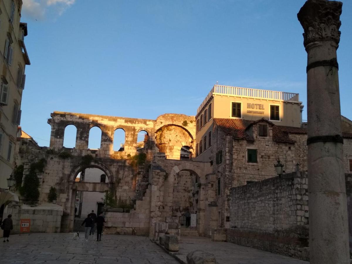 Studio Sfinga In The Heart Of Diocletian'S Palace Split Exterior foto